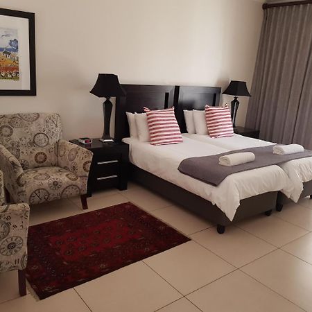 Presidensie Guest Rooms Potchefstroom Ngoại thất bức ảnh